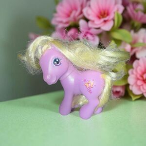 2002 My Little Pony Doseydotes Target Exclusive G3 MLP Butterfly Purple PB1